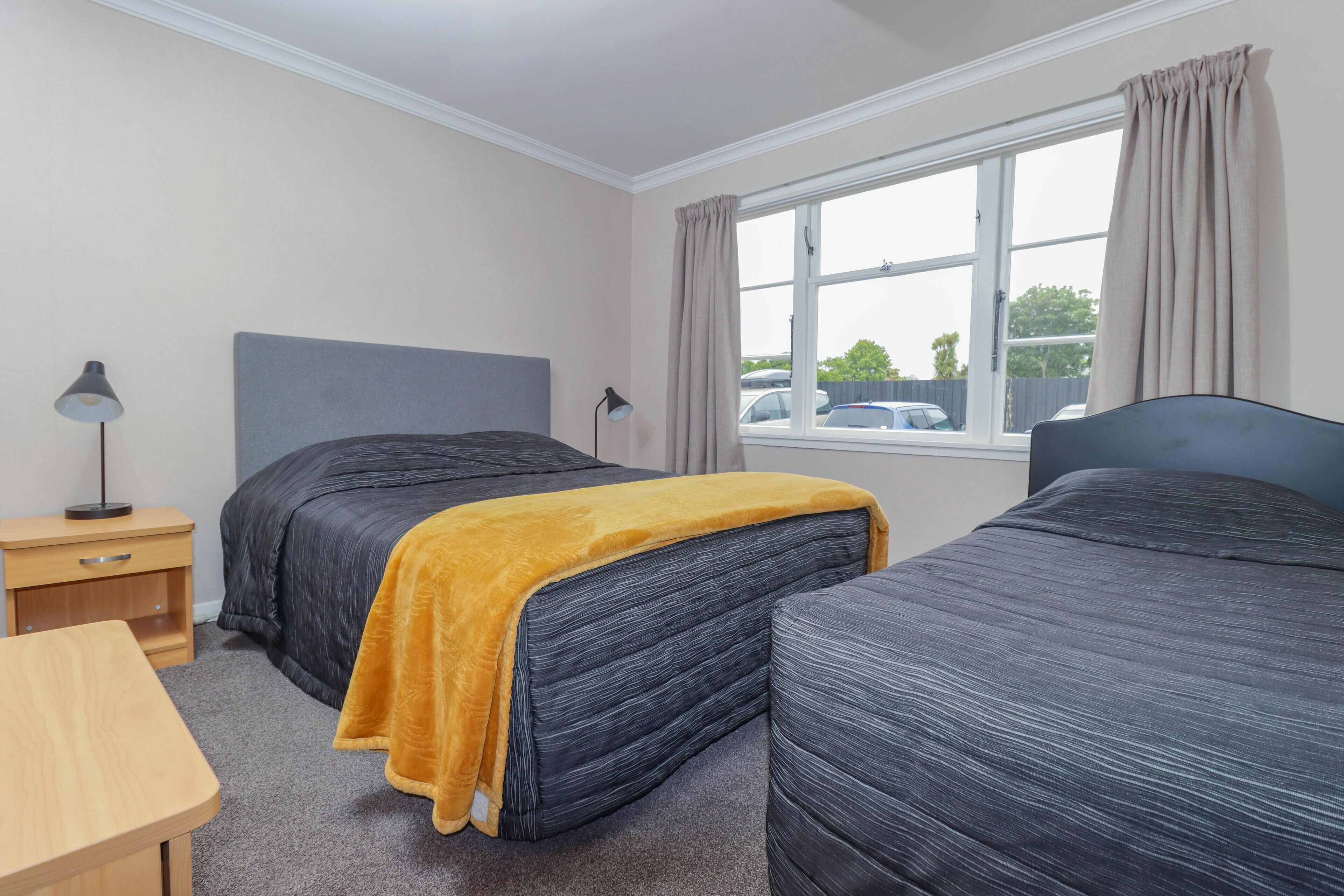 Premium bedding, individually decorated, iron/ironing board, travel cot