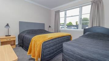 Standardsuite - 2 soveværelser - ikke-ryger - fælles badeværelse (Unit) | 1 soveværelse, premium-sengetøj, individuelt design