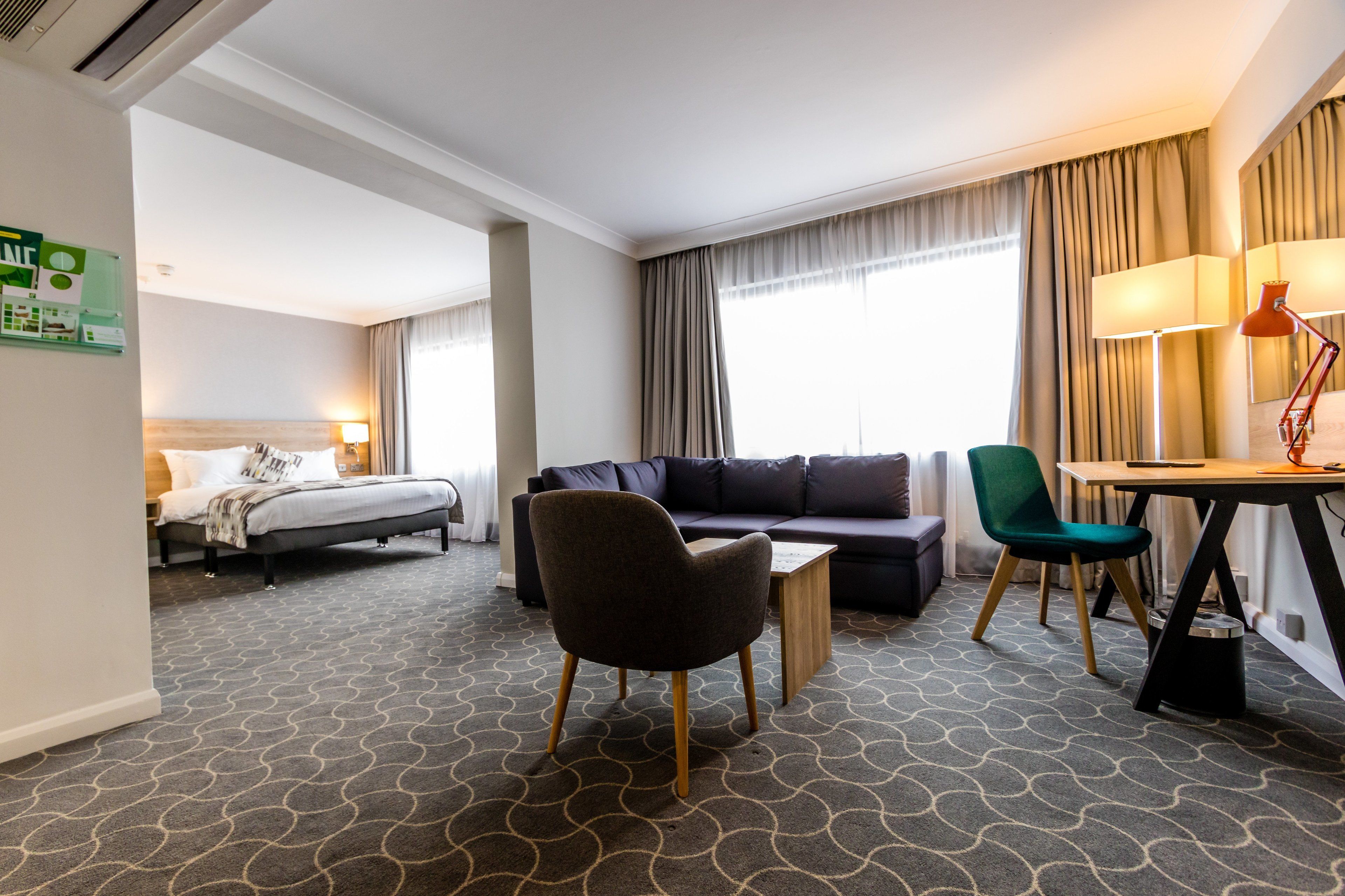 Premium bedding, in-room safe, desk, blackout curtains