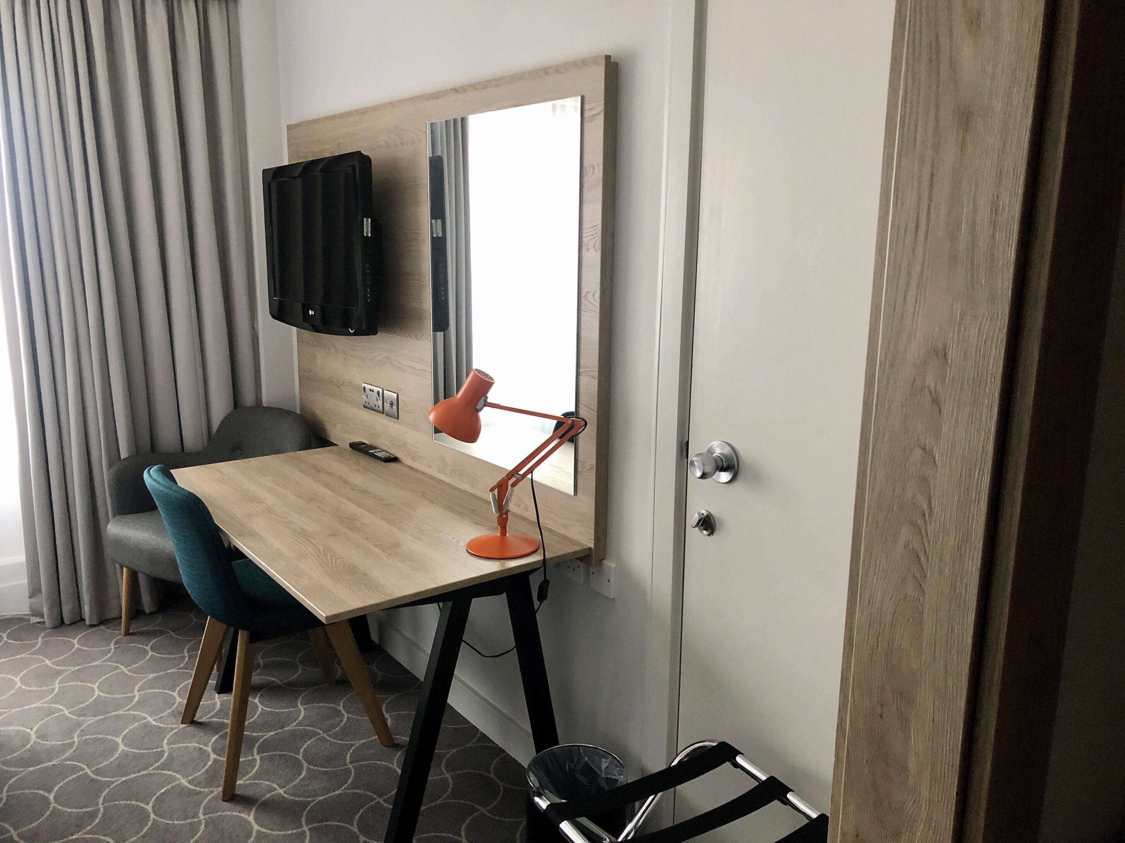 standard room, 1 double bed | premium bedding, in-room safe, desk, blackout curtains