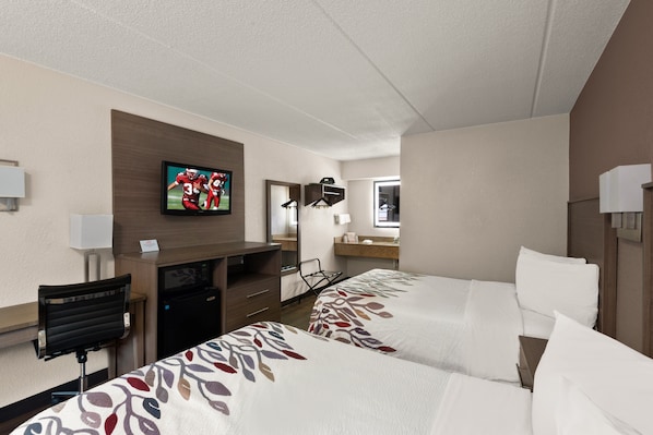 Deluxe-Zimmer, 2 Doppelbetten (Smoke Free) | Schreibtisch, Verdunkelungsvorhänge, kostenloses WLAN, Bettwäsche