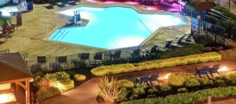 DoubleTree by Hilton Hotel Pleasanton at the Club