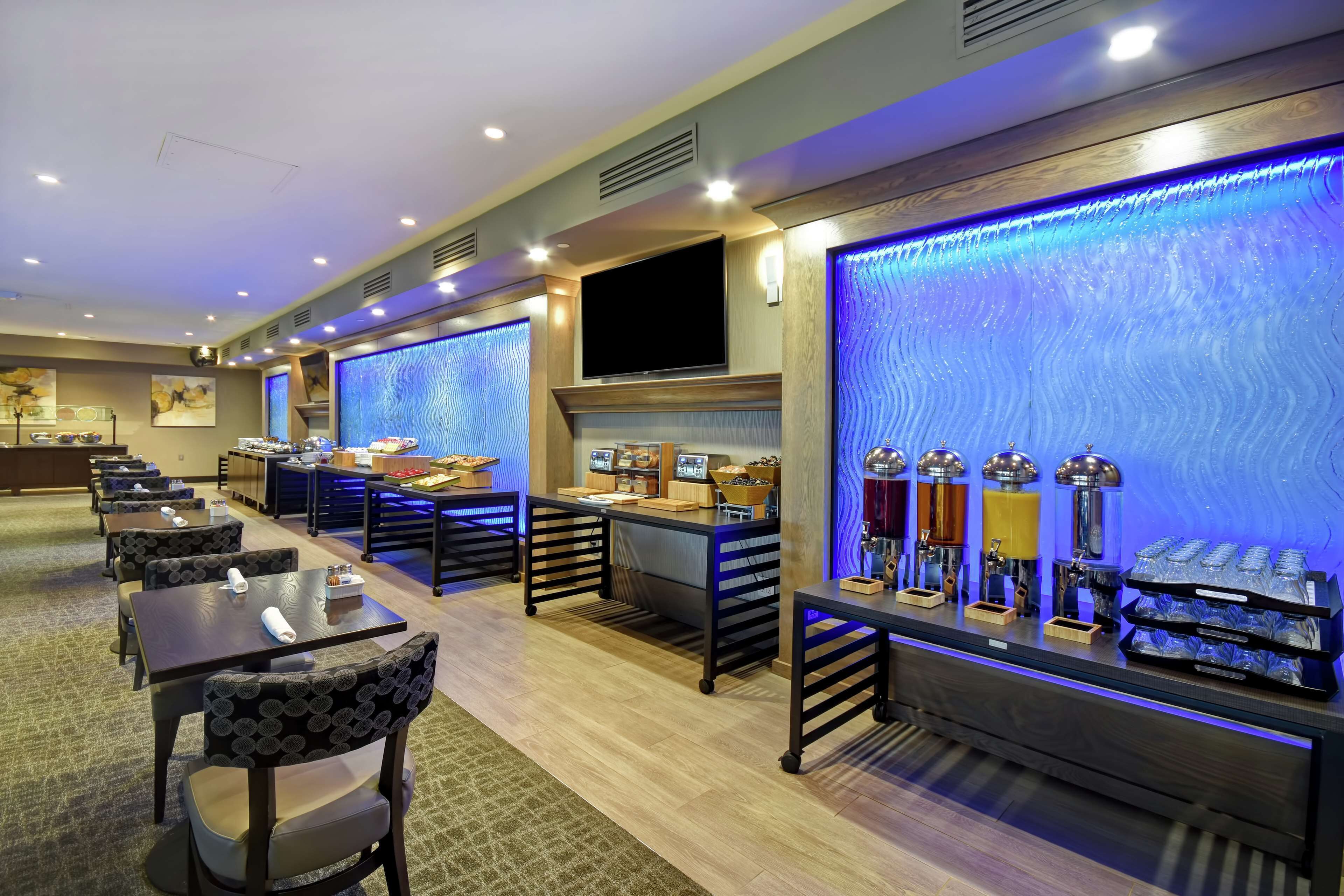 daily buffet breakfast for a fee