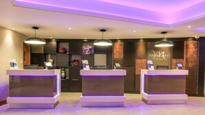 Check-in/check-out kiosk - Mercure London Heathrow Hotel (Hayes)