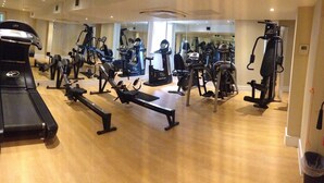 Fitness facility - Mercure London Heathrow Hotel (Hayes)
