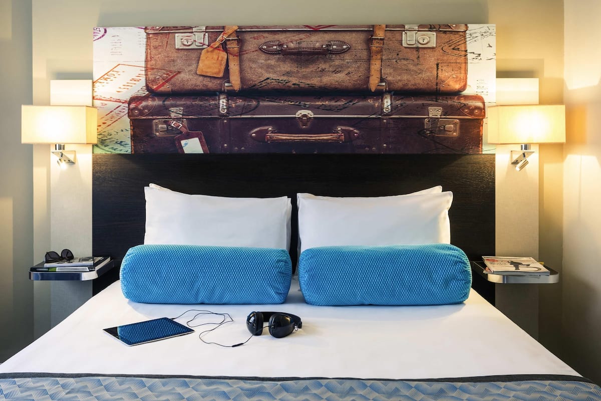 In-room safe, desk, blackout curtains, soundproofing