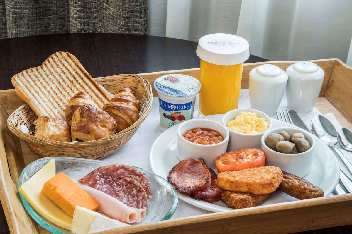 Komplet morgenmad hver dag (14.95 GBP pr. person)