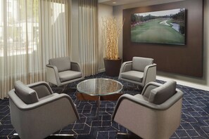 Lounge - Courtyard by Marriott Atlanta Perimeter Center (Atlanta)