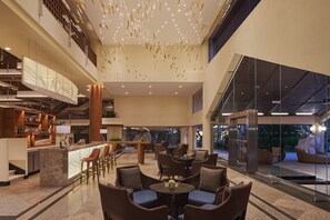 Sports bar, garden views, open daily - The Westin Resort Nusa Dua, Bali (Nusa Dua)