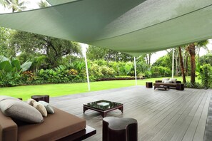 Couples treatment rooms, hot tub, steam room, body treatments - The Westin Resort Nusa Dua, Bali (Nusa Dua)