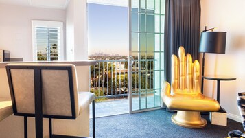Signature King Suite, City View & Balcony | City view