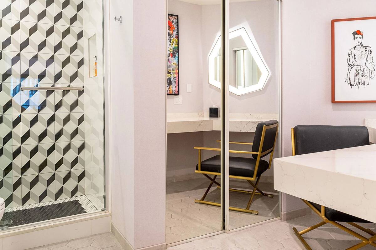 signature suite, 2 queen beds, balcony | 1 bedroom, egyptian cotton sheets, premium bedding, pillow-top beds