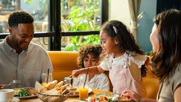 Breakfast, lunch, dinner served; French cuisine