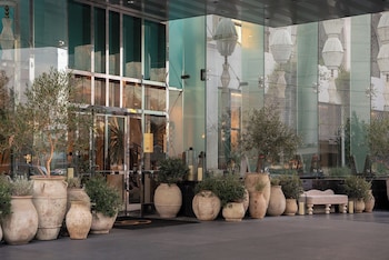 Hotel exterior and entrance at Sofitel LA at Beverly Hills