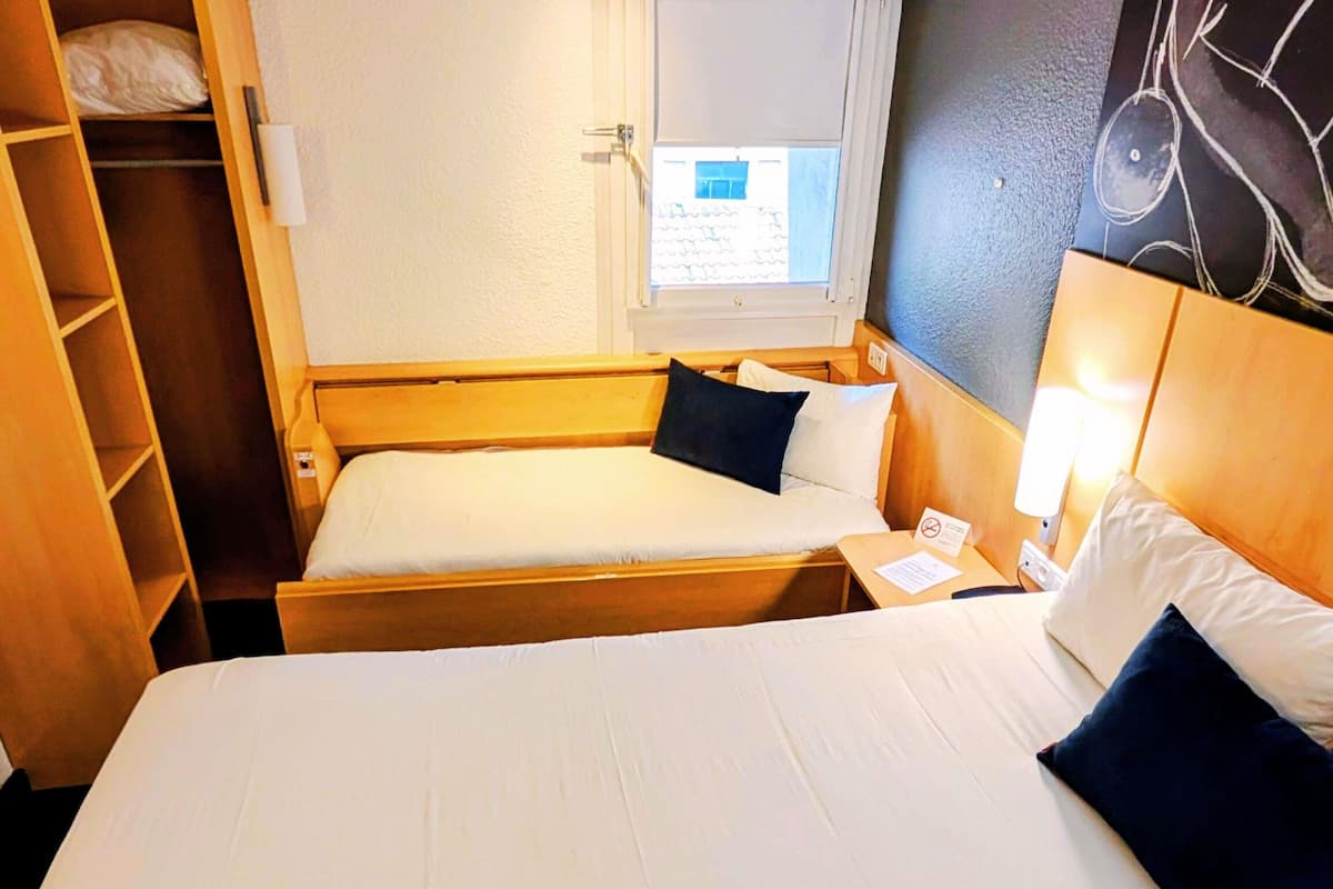 Standard Room, Multiple Beds
