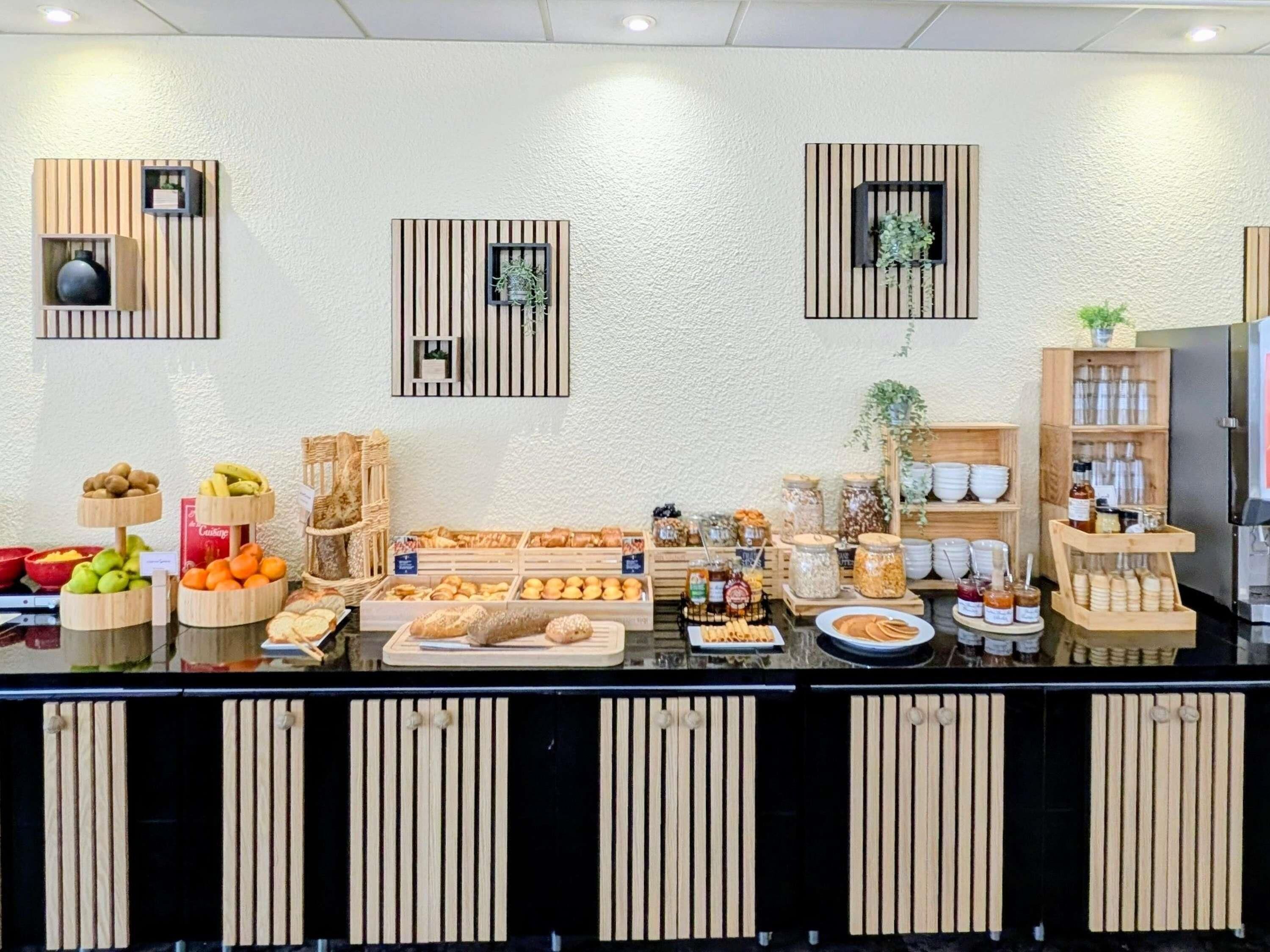 Frukostbuffé varje dag mot avgift