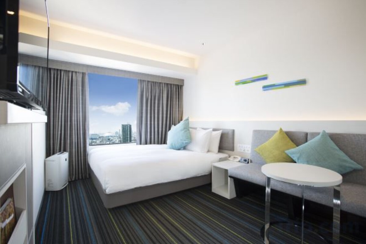 In-room safe, blackout drapes, iron/ironing board (on request)