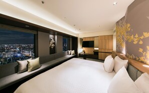 In-room safe, blackout drapes, iron/ironing board, free WiFi