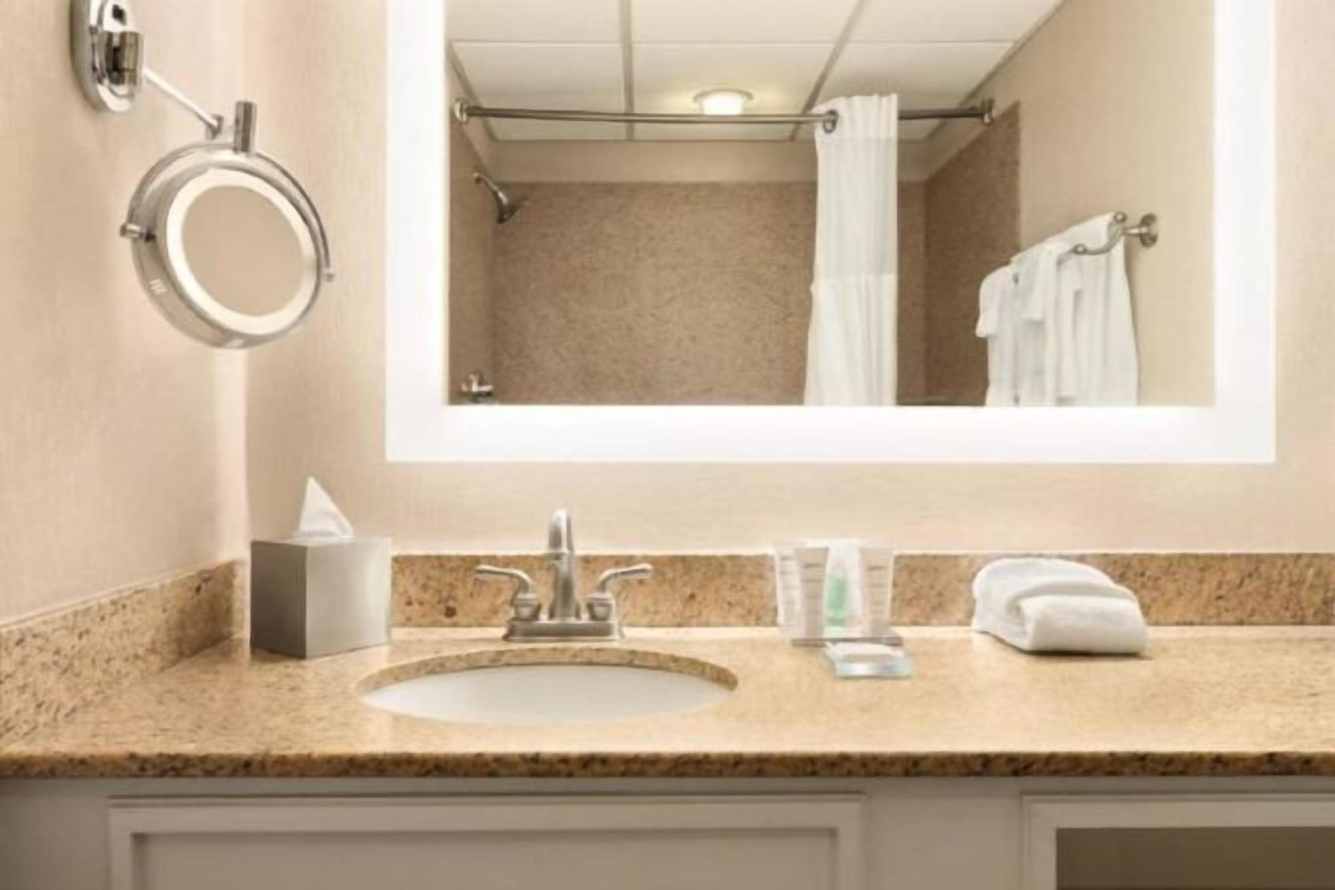 Bathroom | Free toiletries, hair dryer, towels