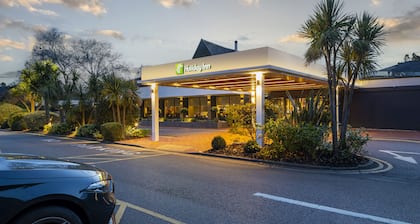 Holiday Inn Reading South M4 Jct11 by IHG