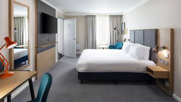 Allergikerbettwaren, Zimmersafe, Schreibtisch