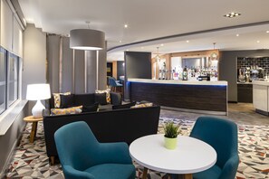 Bar (on property) - Holiday Inn Reading South M4 Jct11 by IHG (Reading)