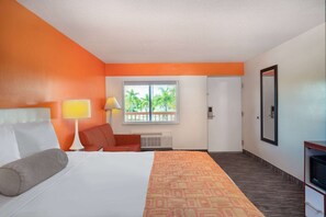 Zimmer, 1 King-Bett, Nichtraucher (Second Floor)