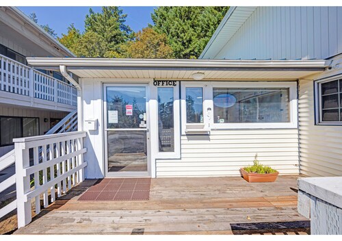 Capital O Stevenson Inn Riverside