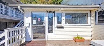 Capital O Stevenson Inn Riverside