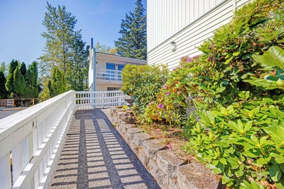 Capital O Stevenson Inn Riverside