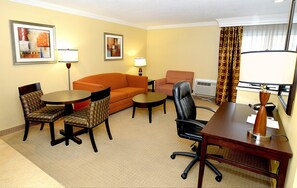 1 bedroom, in-room safe, desk, laptop workspace