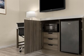 Suite, 1 Queen Bed, Non Smoking (1 Bedroom) - The Dylan, a Baymont by Wyndham (Seattle)