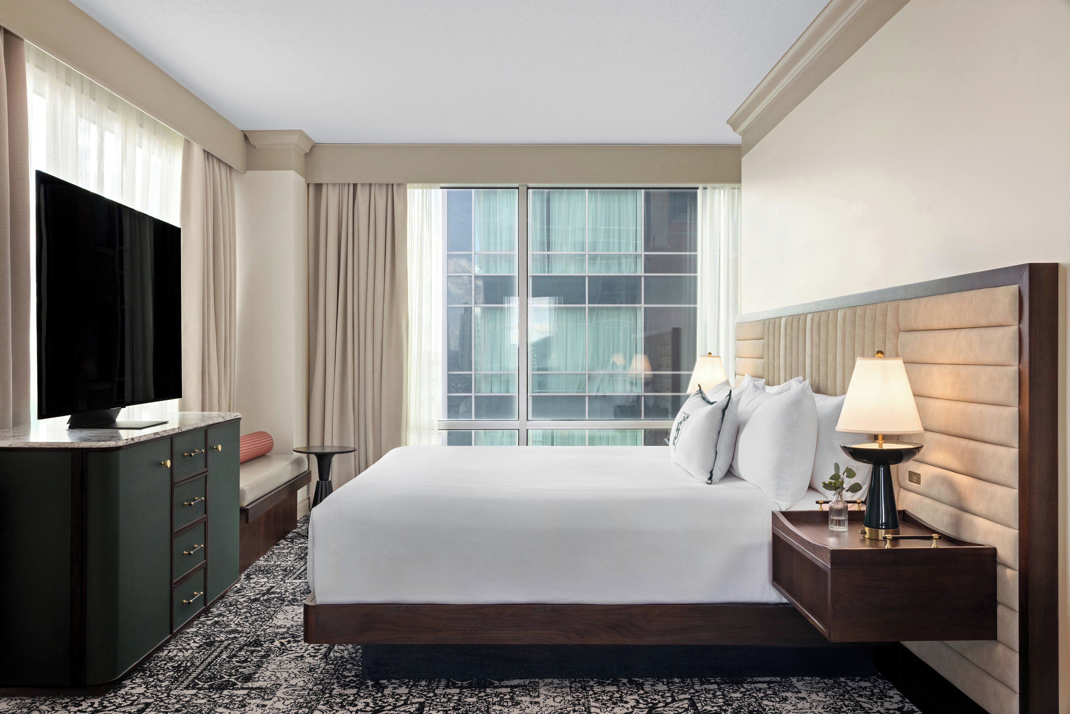 suite, 1 king bed with sofa bed (plaza suite) | 1 bedroom, premium bedding, in-room safe, desk