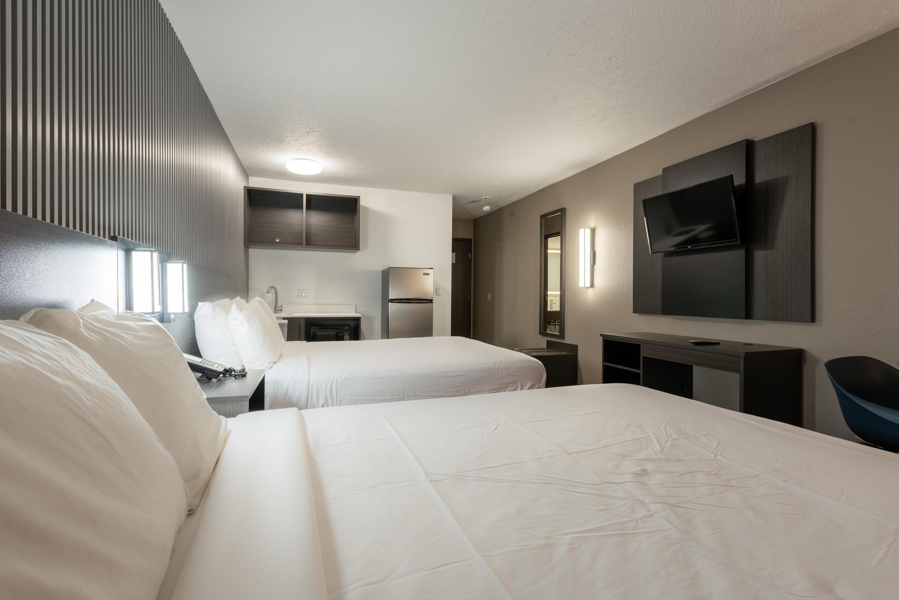 Iron/ironing board, free WiFi, bed sheets, alarm clocks