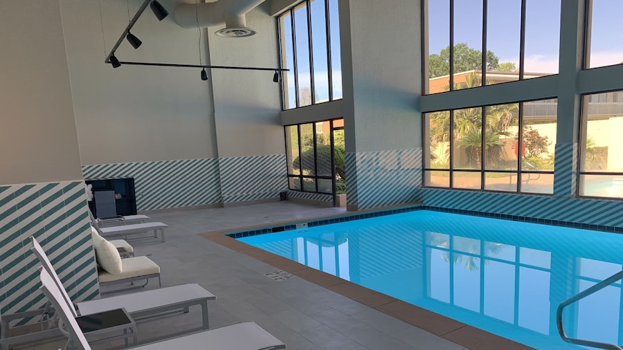 Holiday Inn Baton Rouge-South by IHG