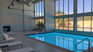 Indoor pool, seasonal outdoor pool, sun loungers