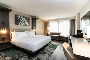 Premium bedding, down duvets, pillow-top beds, desk