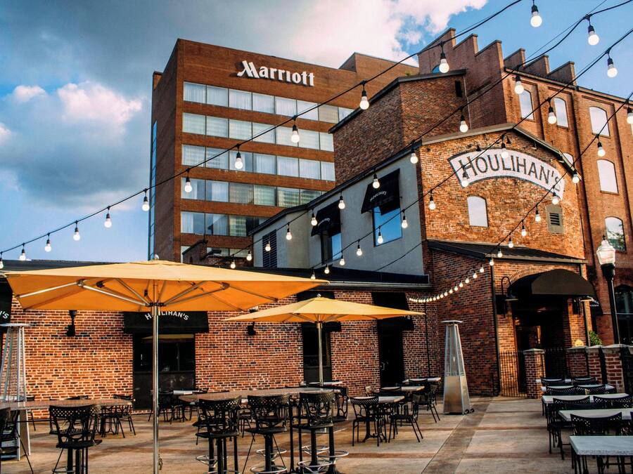 Frokost, lunsj og middag serveres