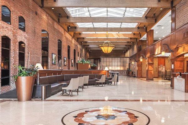 Área de estar no saguão