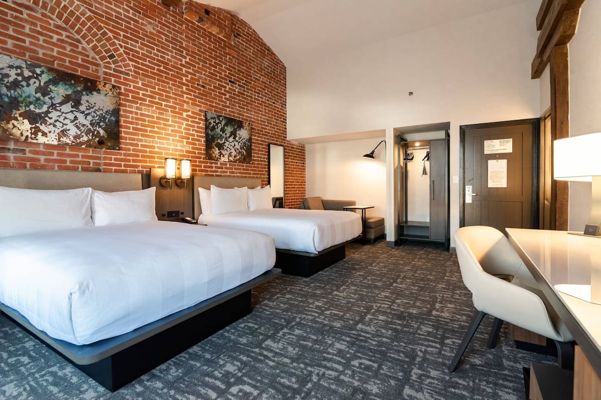 premium bedding, down duvets, pillow-top beds, desk