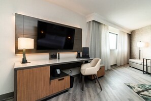 Premium bedding, down comforters, pillowtop beds, desk