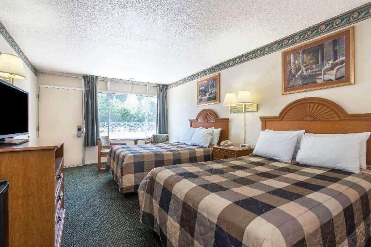 Pillow-top beds, in-room safe, desk, blackout curtains