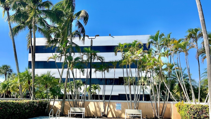 DoubleTree by Hilton Hotel West Palm Beach Airport