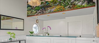 Scottish Fairway Inn