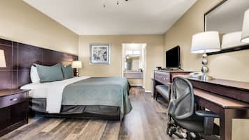 Standard Room, 1 King Bed | Desk, laptop workspace, iron/ironing board, free WiFi