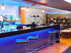 Bar (in der Unterkunft)