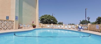 La Quinta Inn & Suites by Wyndham Charleston Riverview