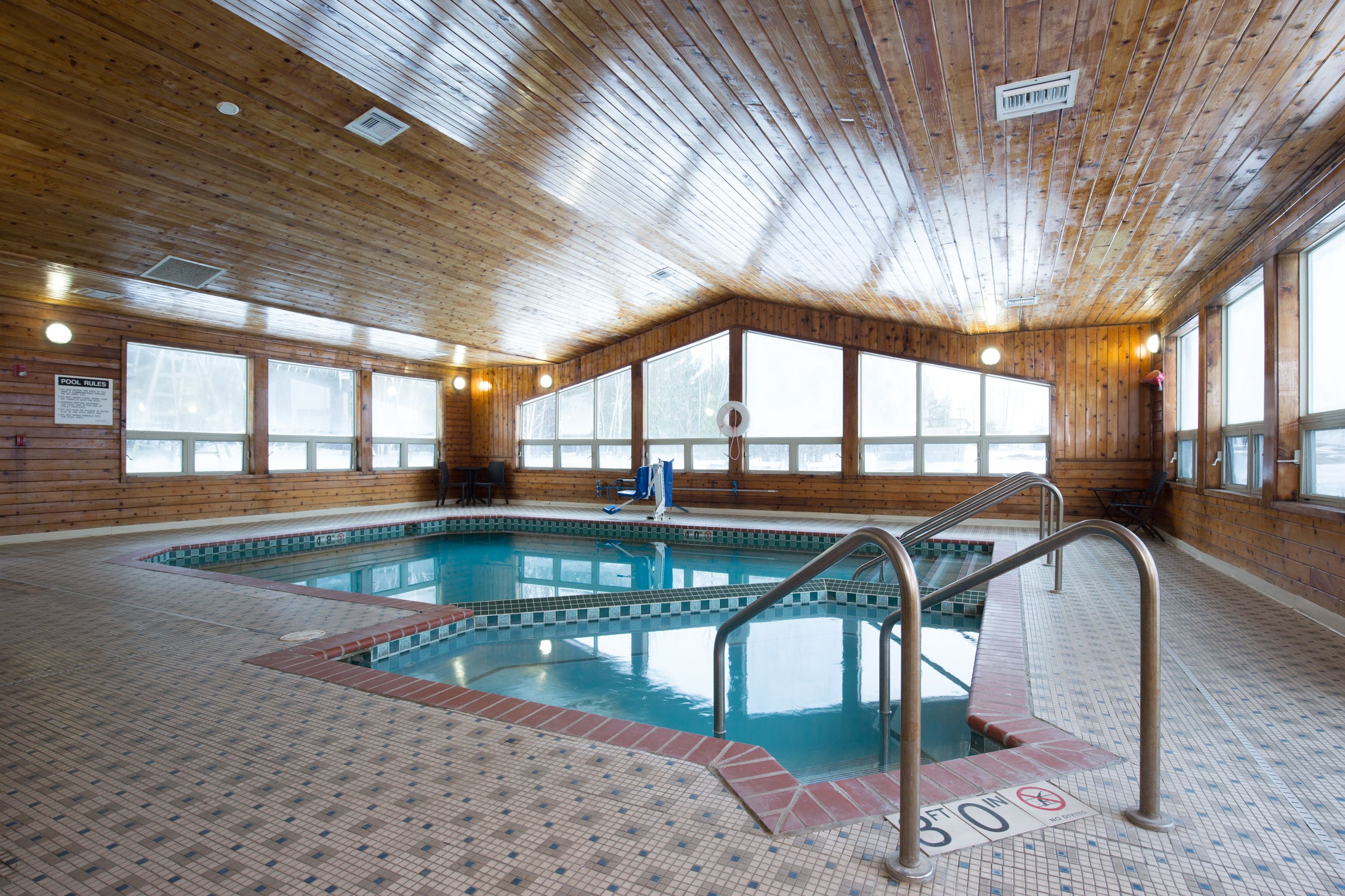 Innenpool, Außenpool