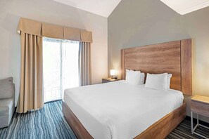 防敏寢具、房內夾萬、遮光窗簾/窗簾、熨斗/熨衫板