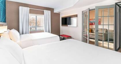 Comfort Suites London